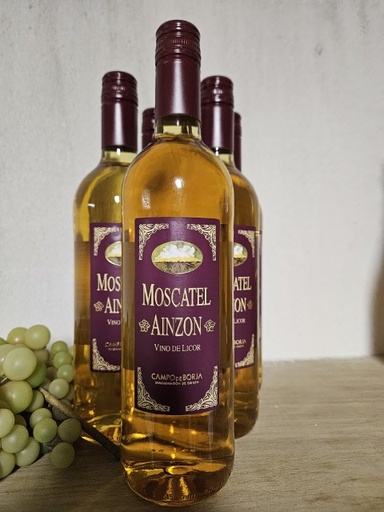Viña Ainzón Moscatel (Moscato)